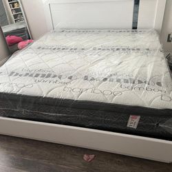 NEW MATTRESS KING SIZE PILLOW TOP WITH BOX SPRING