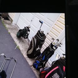 Gold Clubs.   65 Set 100 Ping Set