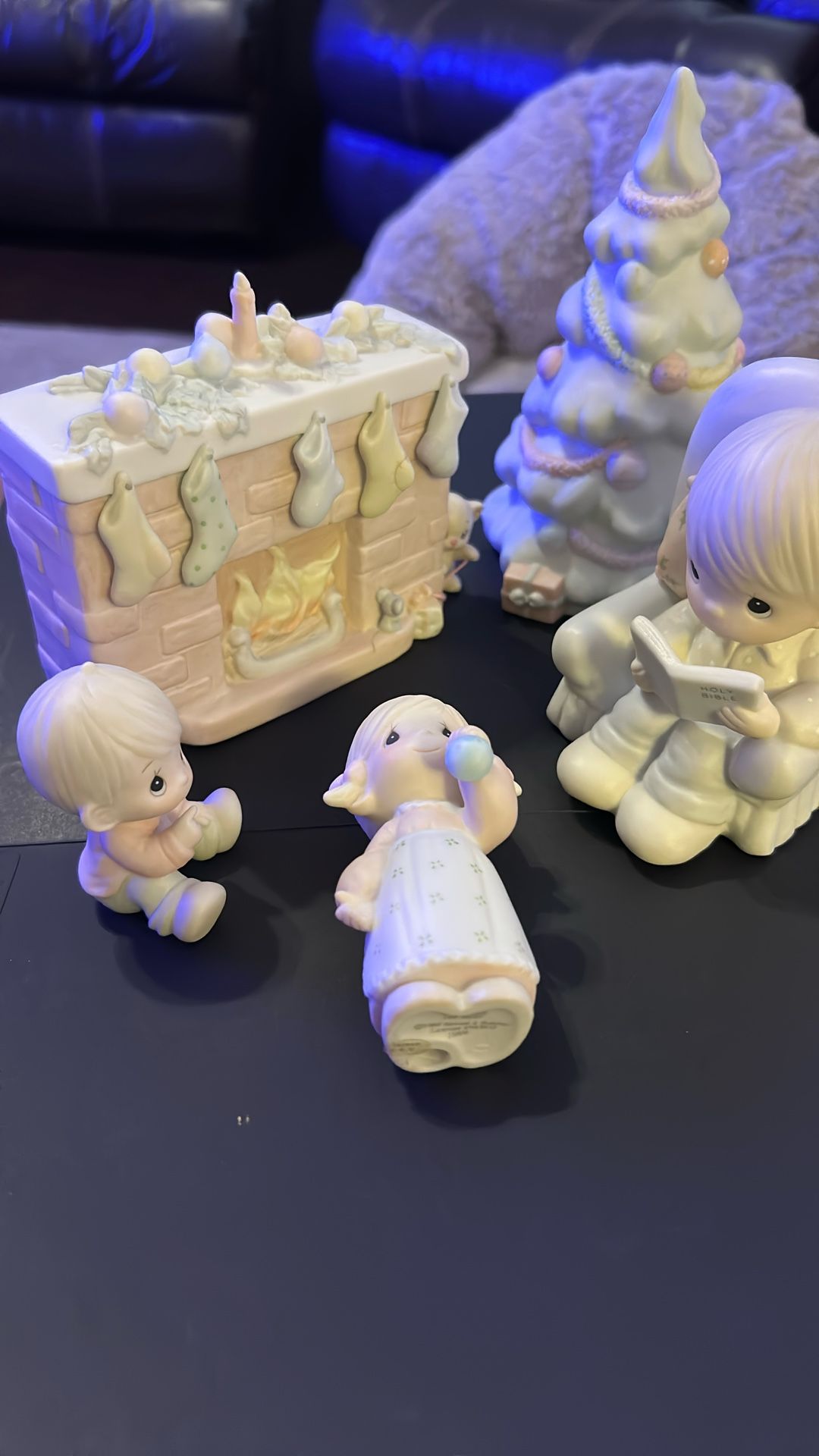 #37 Precious Moments Christmas 5 Pc Tree Plays Silent Night