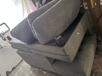Sectional couch 2 piece