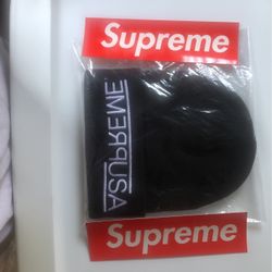 Supreme USA Black Beanie 