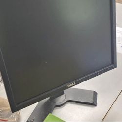 Dell Computer Monitor 