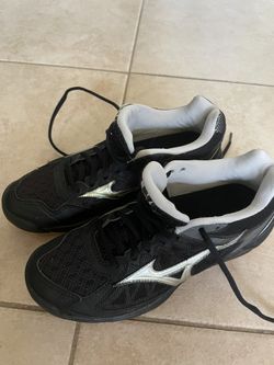 Volleyball Shoes For Ladies