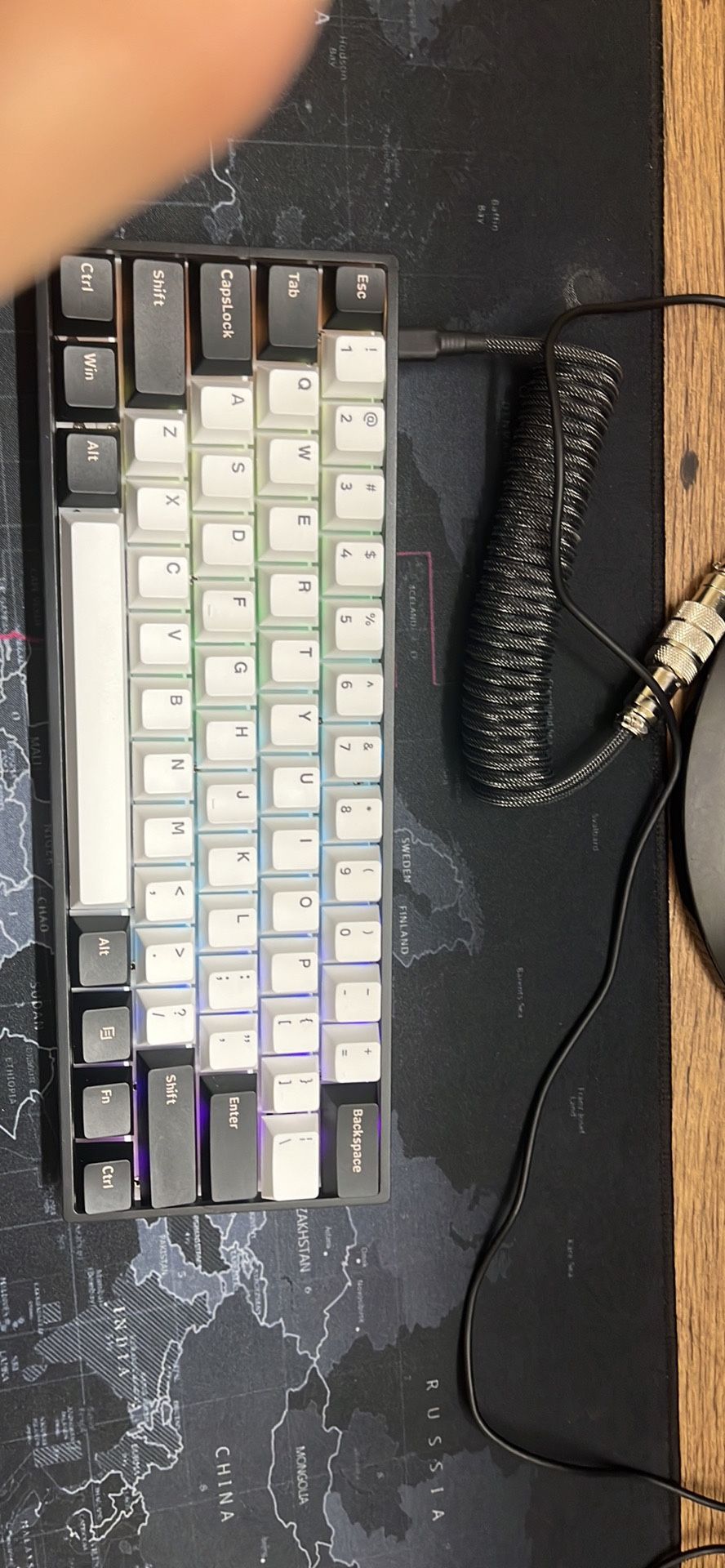 60% Mechanical Keyboard With Coiled Wire