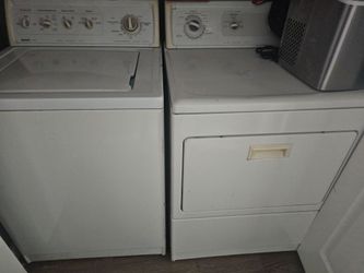 Washer and dryer set