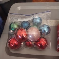 Christmas bulbs different ones zip bag $5 bucks pick up only 