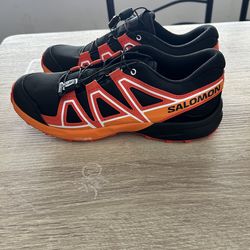 Salomon Kids' Speedcross Hiking Trail Shoes YOUTH SIZE 7 Waterproof Very Good