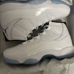 Legend Blue Jordan 11 