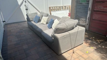 Modular couch