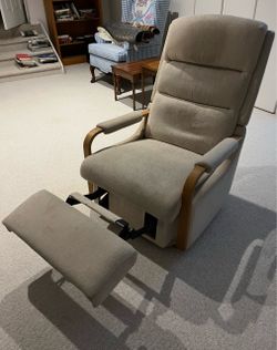 La-Z-Boy Recliner Chair with Wood Arms