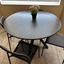 Dining Table 60
