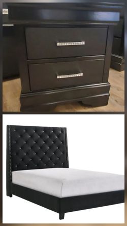 ⚡️RED TAG SALE⚡️Brand new queen size bedframe and nightstand