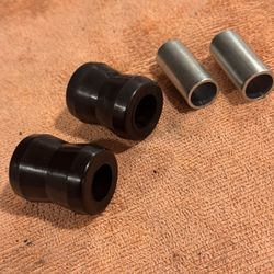 BDS SERVICE KIT: TORSION BAR DROP BRACKET BUSHING KIT - BDS071604    Fe)