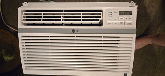 LG 8000 BTU window A/C