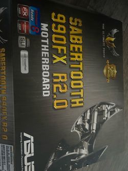 ASUS Sabertooth 990FX R2.0 Motherboard