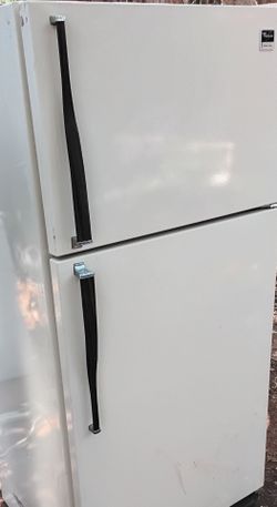 Can Bring &Hook Up for an Extra 2️⃣5️⃣ Whirlpool Top-Freezer Refrigerator Works Great