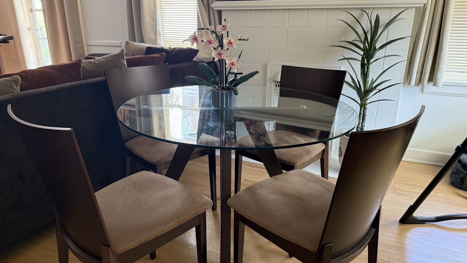 Modern Glass Dining Table W/4 Wood Chairs $100 OBO