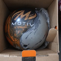Motive Bowling Ball