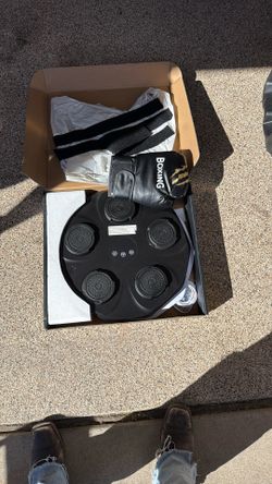 Music Boxing Machine