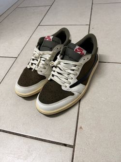 Jordan Travis Scott Medium Olive 1