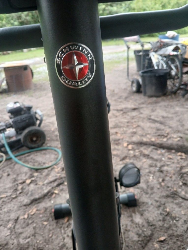 Exercise Schiwinn. Bike 