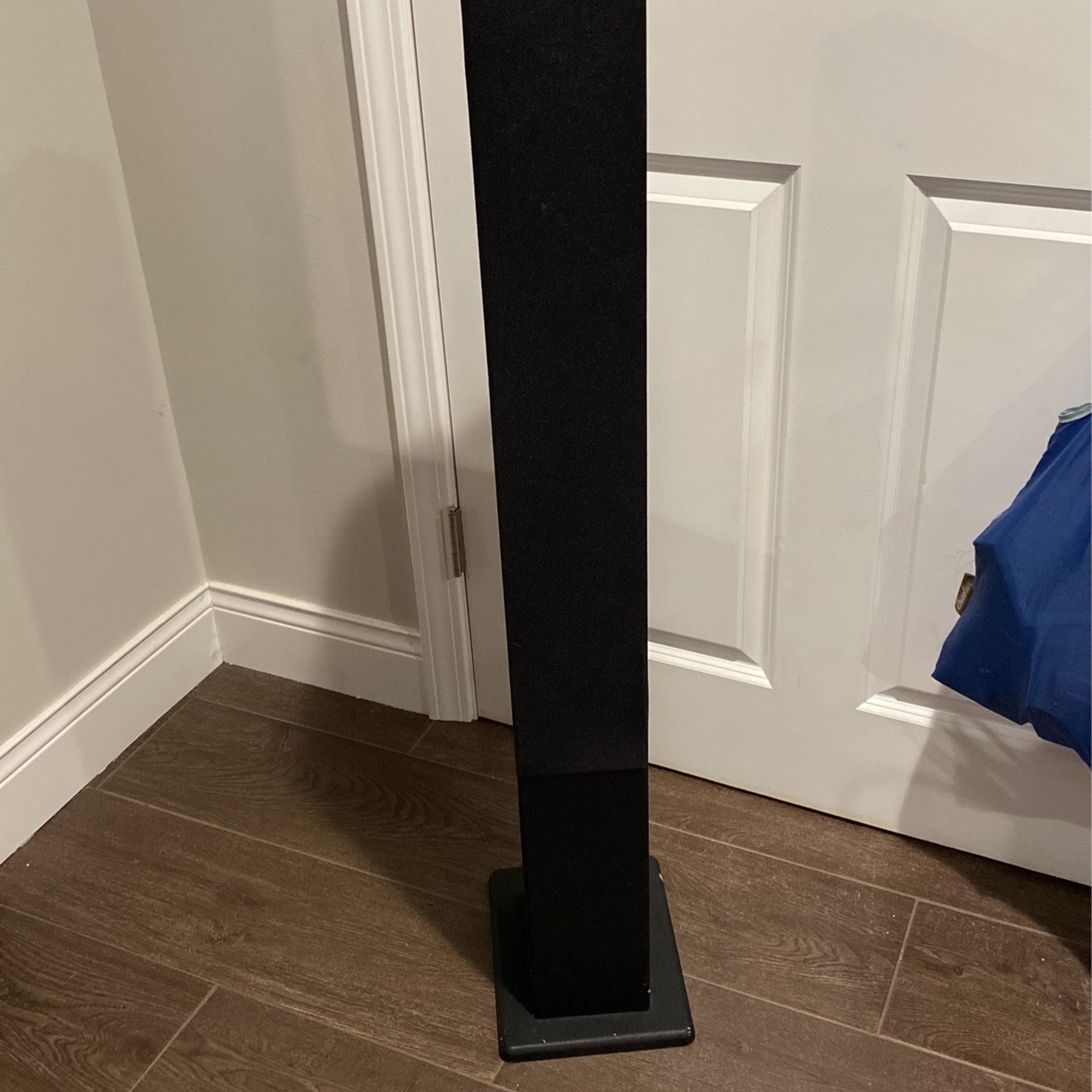 ICraig Tower Speaker