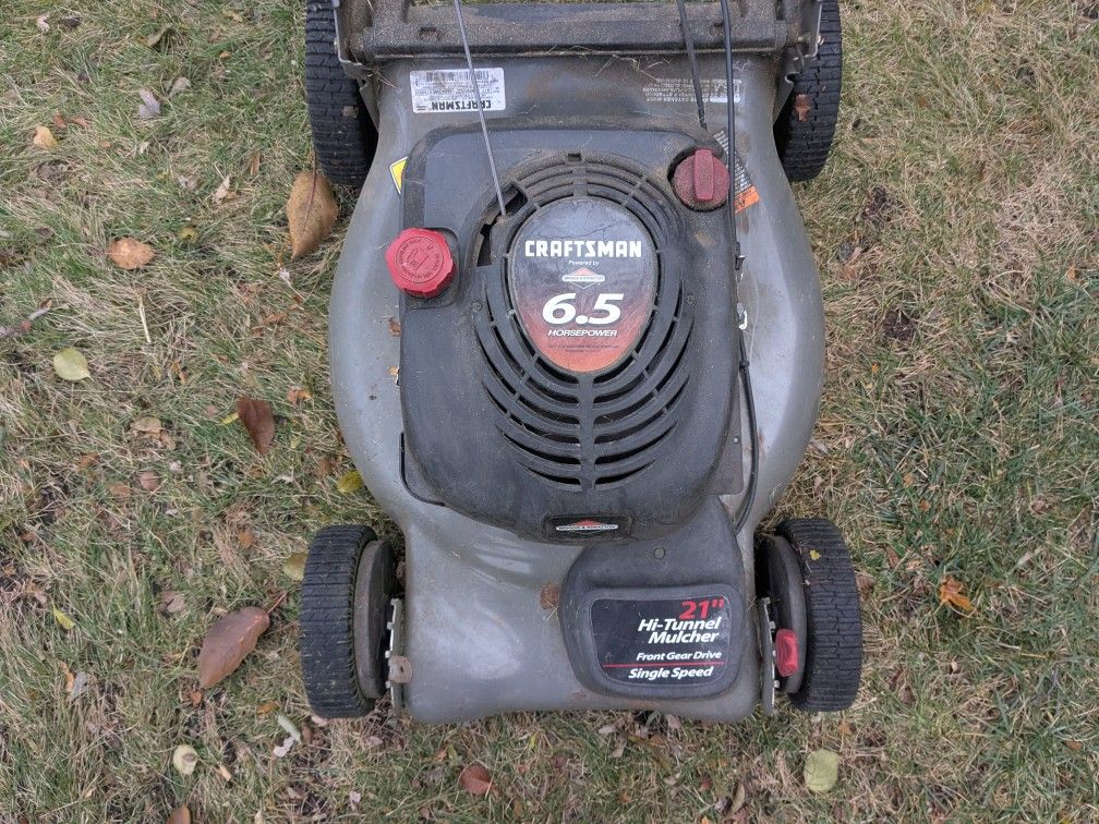 Craftsman 21 Inch Gas Self Propelled Lawn Mower