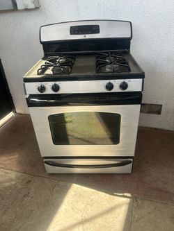 GE natural gas stove