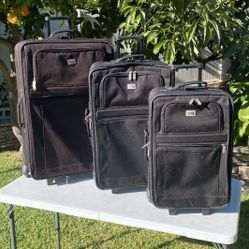 Forecast 3 Set Luggage