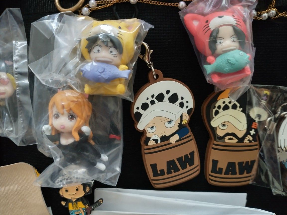 One Piece Mini Figures, Rubber Keychains Straps, Pin