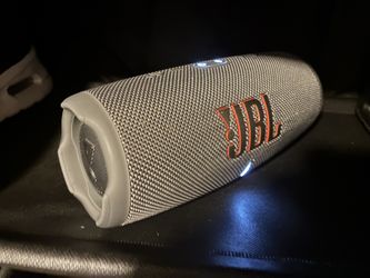 JBL Charge 5 