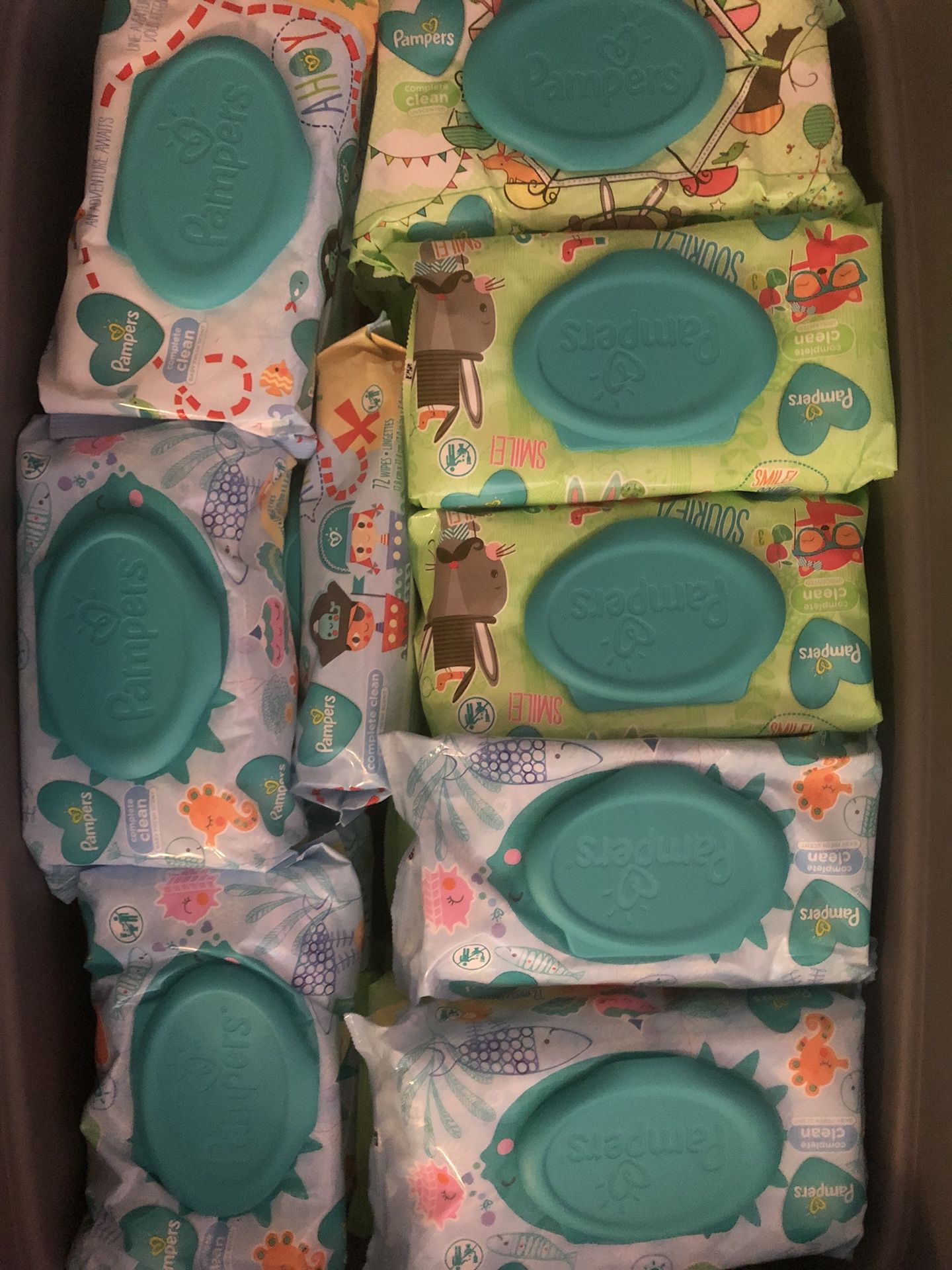 Assorted Pampers wipes
