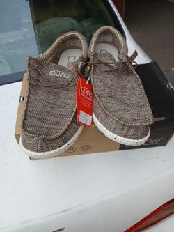 Brand New Men's Shoes 