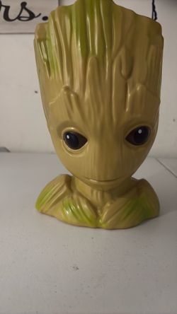 Groot popcorn bucket