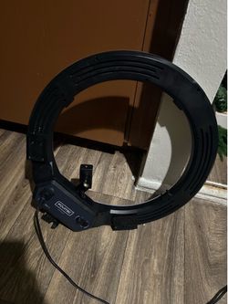 RING LIGHT