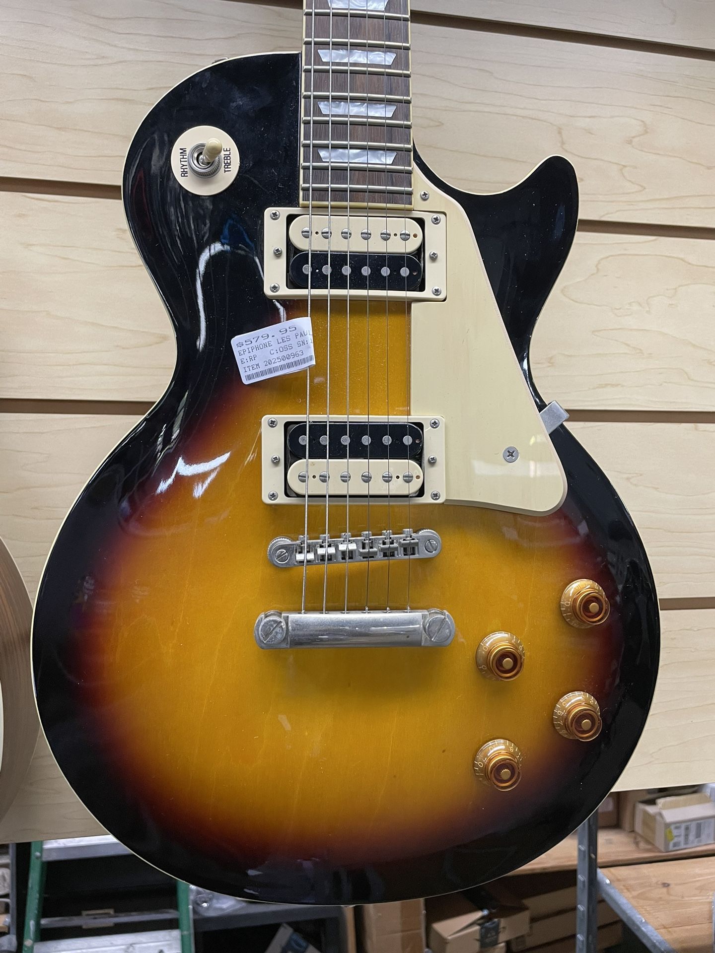 Epiphone Les Paul Model: Traditional Pro ii