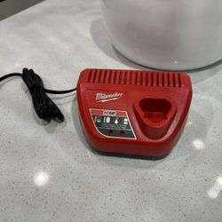 Milwaukee M12 Charger New 