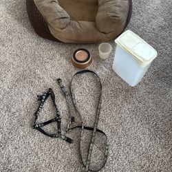 Free Pet Supples. Dog Bed Leash Collar Harness Food Containers