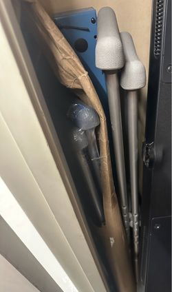Adult crutches