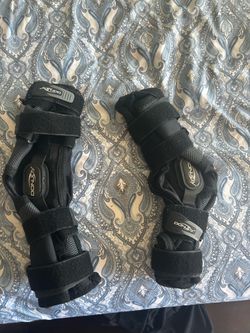 Don joy knee braces