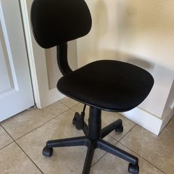 Desk Chair - $5