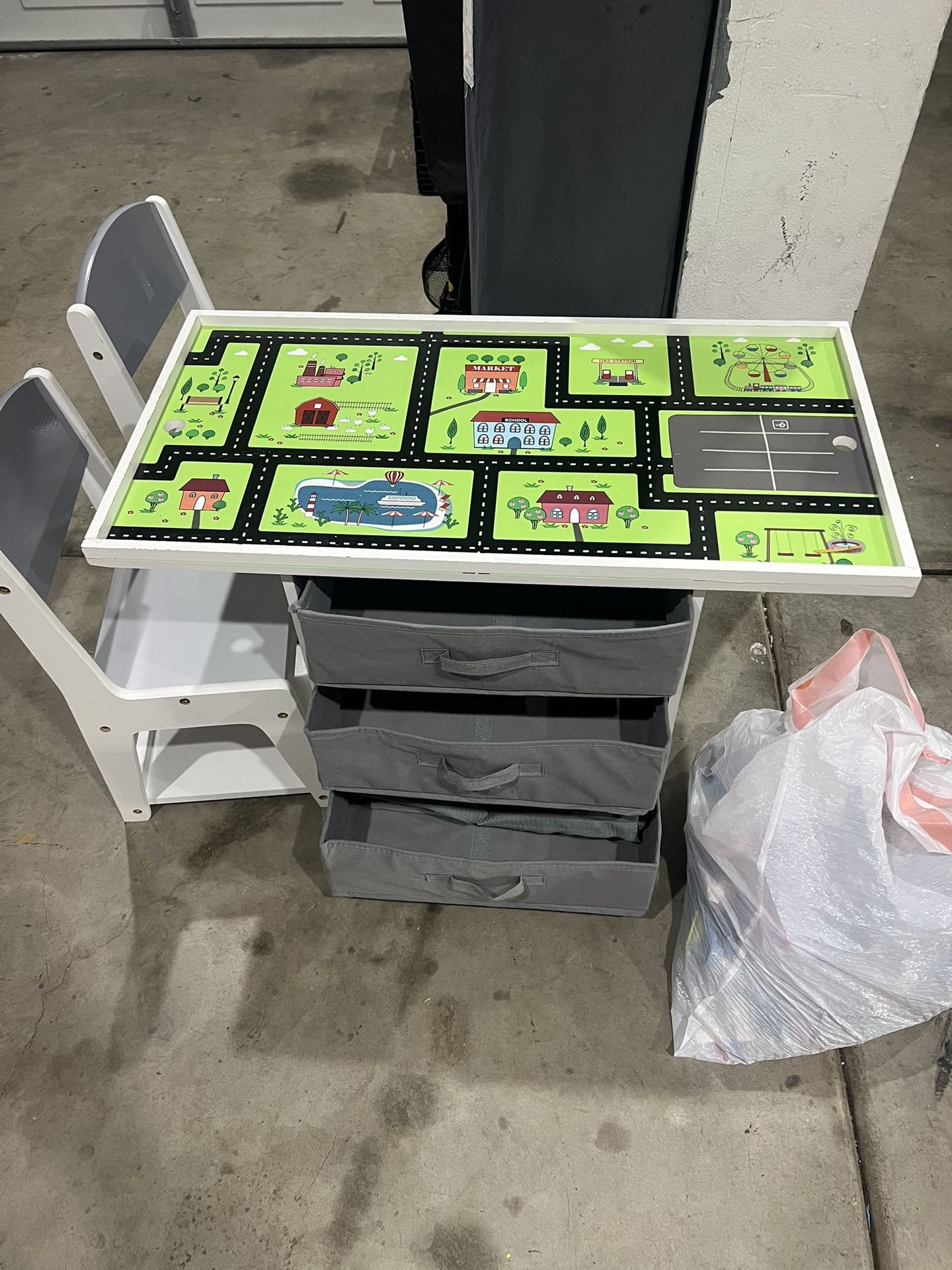 Kids Play Table with 2 Chairs