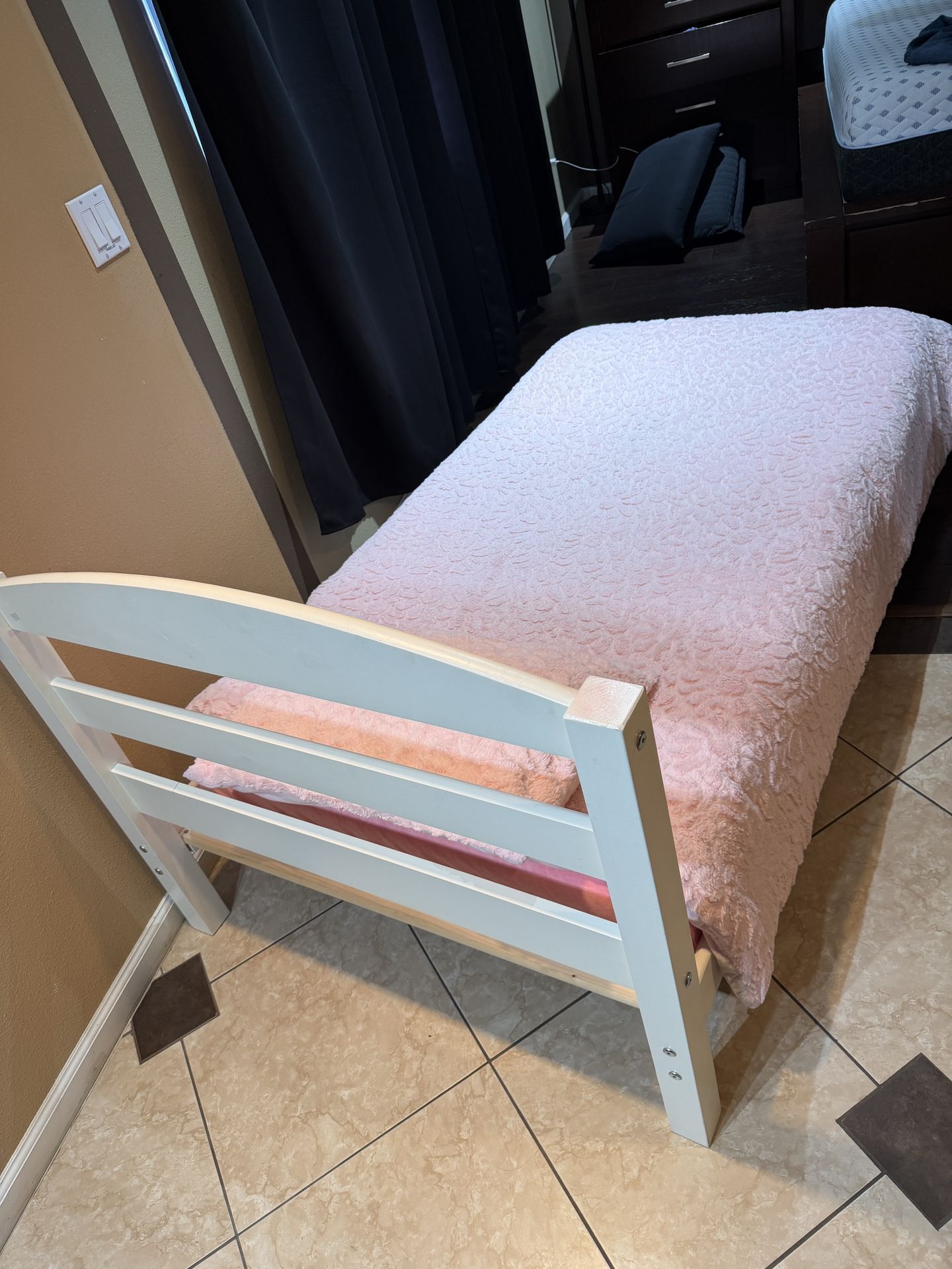 Twin Bed And Mattres