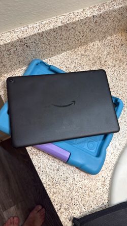 Amazon Fire HD 10 (13th Gen)