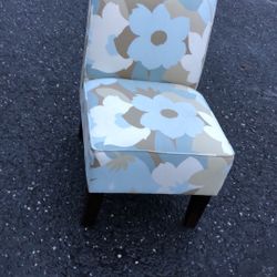 Living room chair