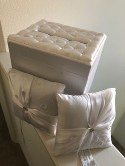 Wedding Accessories/Decor