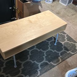 Coffee Table/table