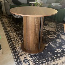 36x30 Round Dining Table - New