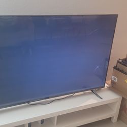 LG TV With Broken Display (3 Month Old Tv)