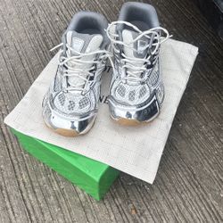 Bottega Shoes size 45